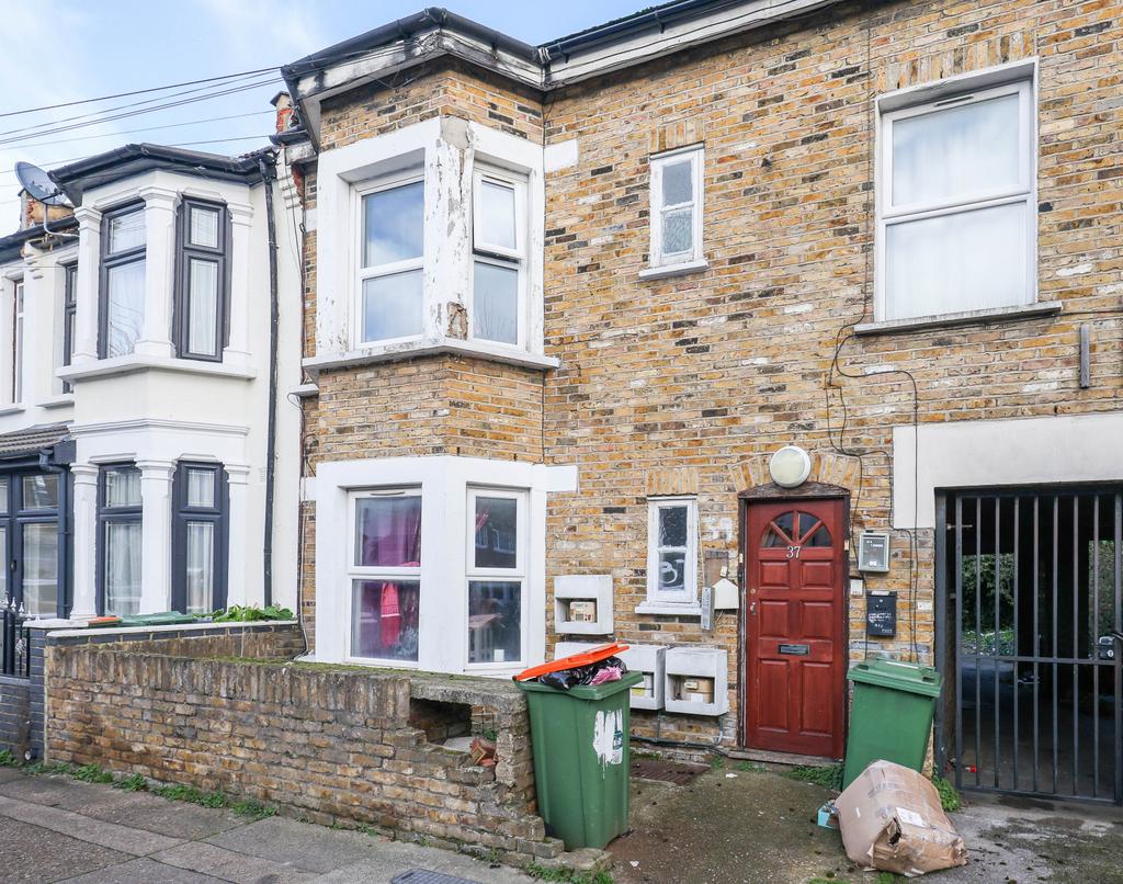 37 Seventh Avenue, London E12 5 JJ