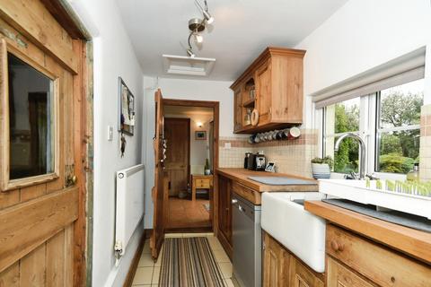 3 bedroom semi-detached house for sale, West Tockenham - Royal Wootton Bassett, Swindon, SN4