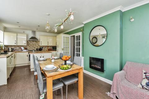 4 bedroom semi-detached house for sale, Downham Mead - Monkton Park, Chippenham, SN15