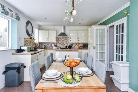 4 bedroom semi-detached house for sale, Downham Mead - Monkton Park, Chippenham, SN15