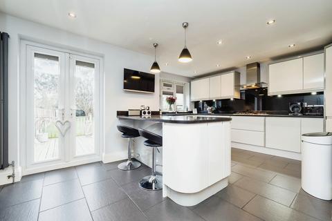 Mendip Road, Hornchurch, RM11