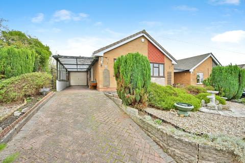2 bedroom detached bungalow for sale, Fernhurst Close, Stone, ST15