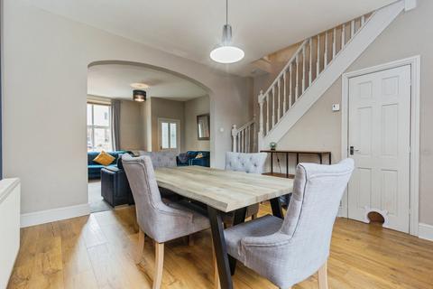 3 bedroom end of terrace house for sale, Hadfield Road, Glossop, SK13