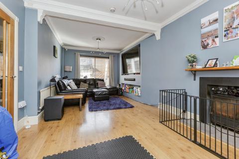 undefined, Avebury Avenue, Leicester, LE4