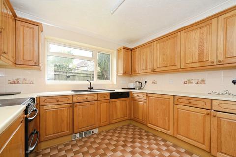 undefined, Ashwell Close - Old Walcot, Swindon, SN3