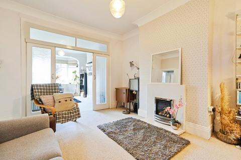 5 bedroom semi-detached house for sale, Mount Pleasant Avenue, Leeds, LS8