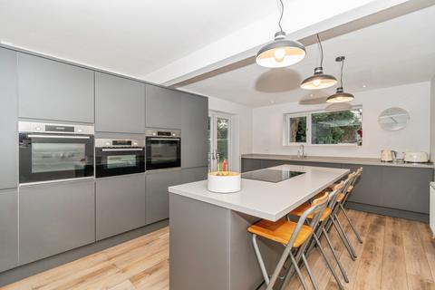 5 bedroom semi-detached house for sale, Mount Pleasant Avenue, Leeds, LS8