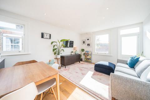 3 bedroom maisonette for sale, Godstone Road, St Margarets TW1