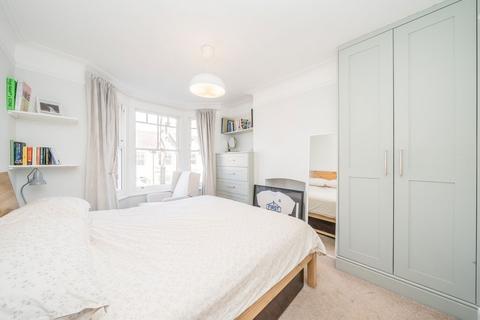 3 bedroom maisonette for sale, Godstone Road, St Margarets TW1