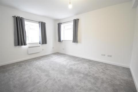 1 bedroom flat to rent, Elm Road, Kingston Upon Thames
