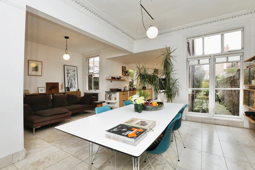 Kitchen/Family Room