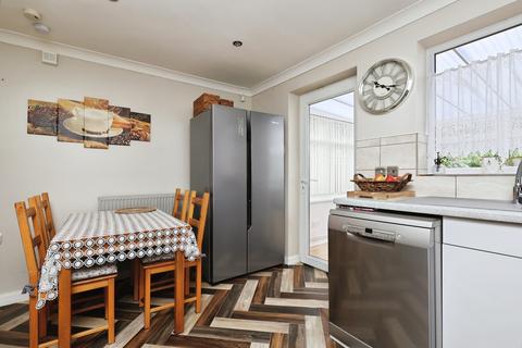 undefined, Wensleydale Close, Leeds, LS12