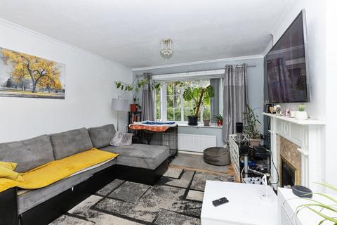 2 bedroom semi-detached house for sale, Sycamore Croft, Leeds, LS11