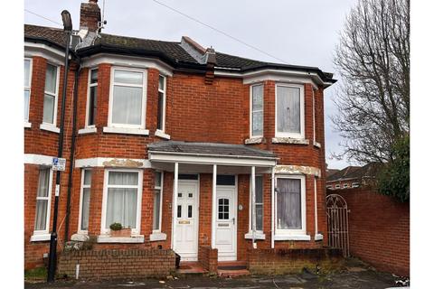 Queens Road, Southampton, SO15