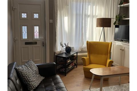 undefined, Queens Road, Southampton, SO15