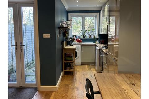 undefined, Queens Road, Southampton, SO15