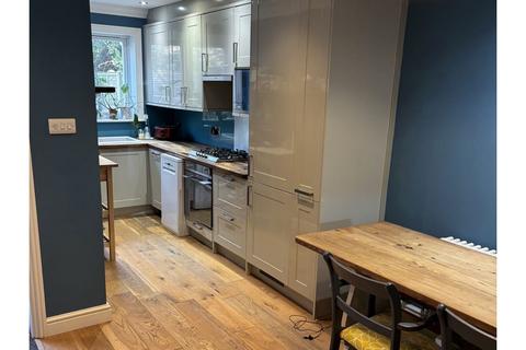 undefined, Queens Road, Southampton, SO15