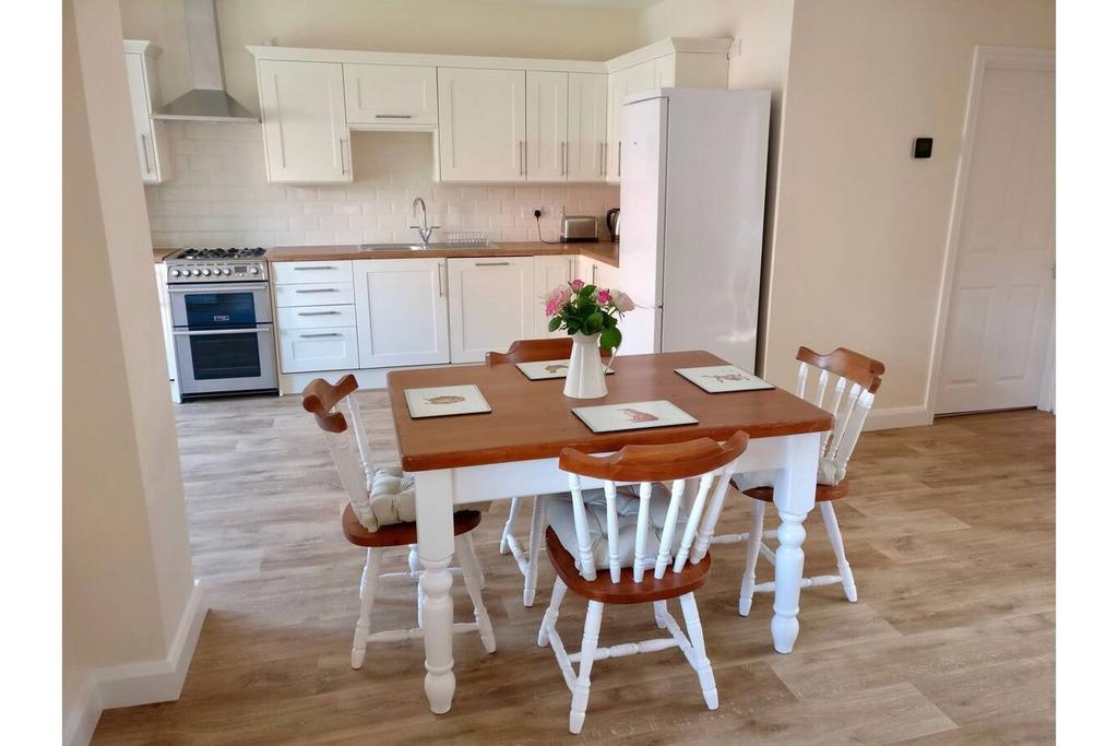 Annexe Kitchen