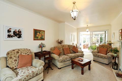 4 bedroom detached house for sale, Jenkinson Close, Newcastle, ST5