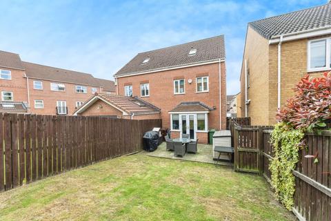 undefined, Springfield Close, Lofthouse, Wakefield, WF3