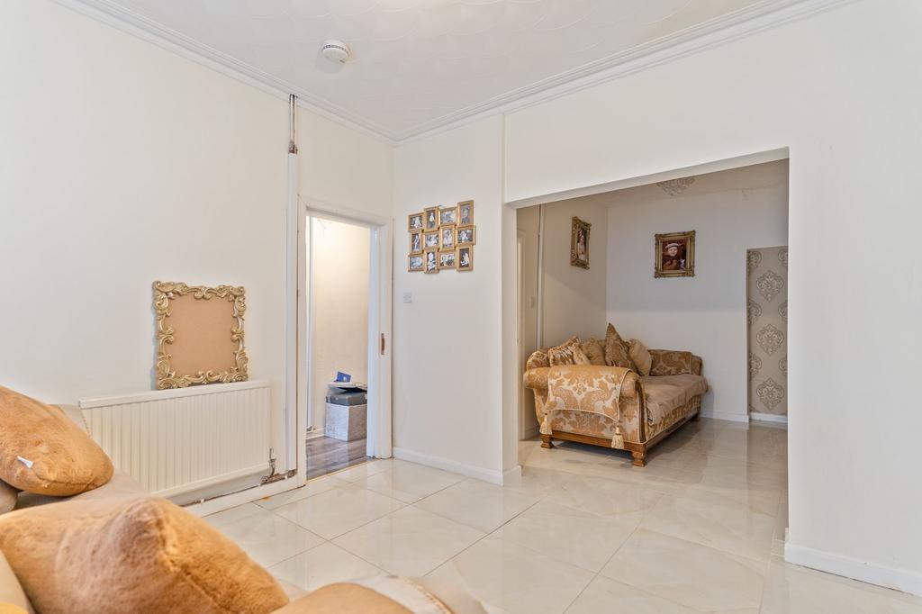 Living Room/Dining Room