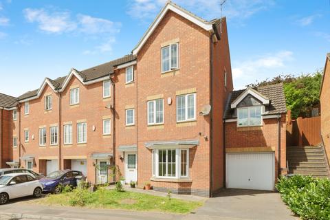 Oakwood Road, Leicester, LE4