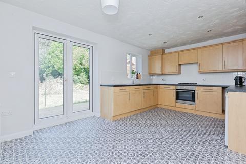 5 bedroom semi-detached house for sale, Oakwood Road, Leicester, LE4