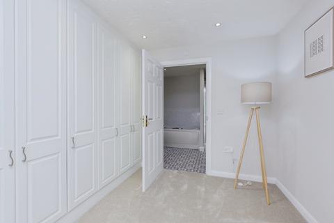 5 bedroom semi-detached house for sale, Oakwood Road, Leicester, LE4