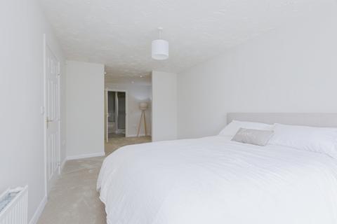 5 bedroom semi-detached house for sale, Oakwood Road, Leicester, LE4
