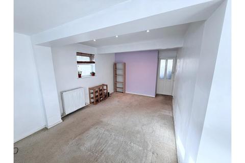 3 bedroom semi-detached house for sale, Coppice Wood Grove, Leeds, LS20