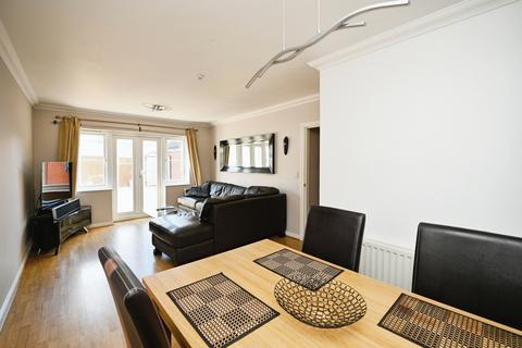 3 bedroom end of terrace house for sale, Lockwell Road, Dagenham, RM10