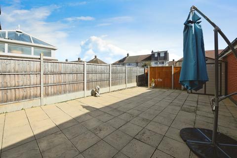 3 bedroom end of terrace house for sale, Lockwell Road, Dagenham, RM10