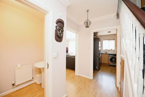 3 bedroom end of terrace house for sale, Lockwell Road, Dagenham, RM10