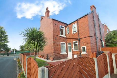 4 bedroom semi-detached house for sale, Barleyhill Road, Leeds, LS25