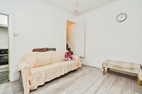 undefined, Compton Crescent, Leeds, LS9