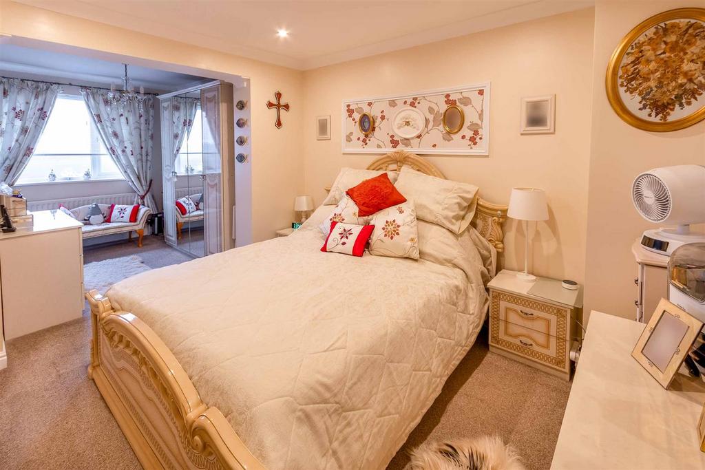 Master Bedroom / Dressing Room