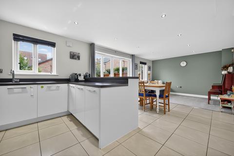 4 bedroom detached house for sale, Saxon Way, Leeds, LS25