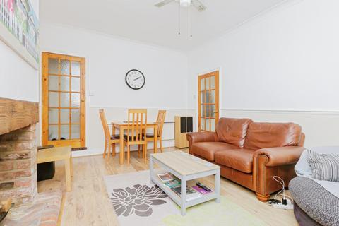 2 bedroom terraced house for sale, Woodville Road, Leicester, LE3