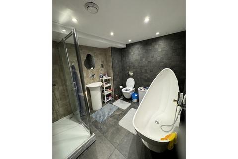 undefined, Flat 1, Charles Street, NP20 1JT