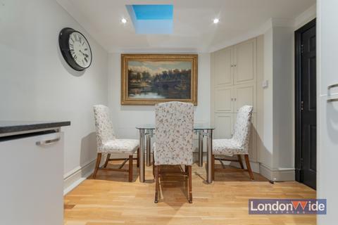 undefined, Elnathan Mews, Lilttle Venice, W9
