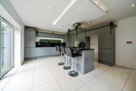 4 bedroom detached house for sale, Part Street, Southport, PR8