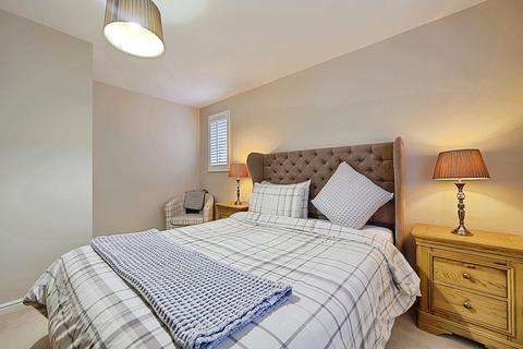 undefined, Hall Close, Holmfirth HD9