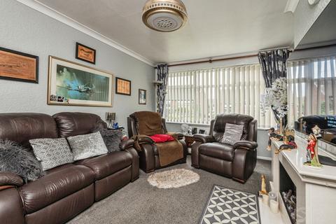 undefined, Lee Side Road, Batley, WF17