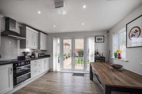 undefined, Marden Avenue - Wichelstowe, Swindon, SN1