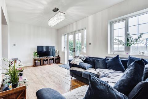 undefined, Leeds Road, Dewsbury, WF12