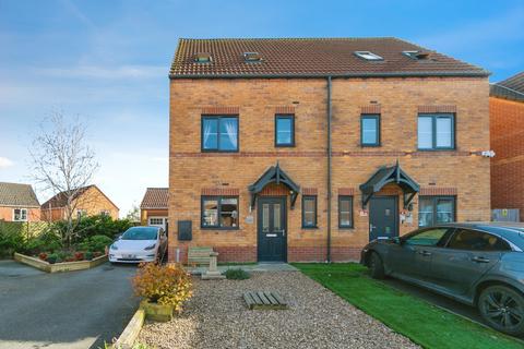 4 bedroom semi-detached house for sale, Pearwood Close, Rotherham, S63