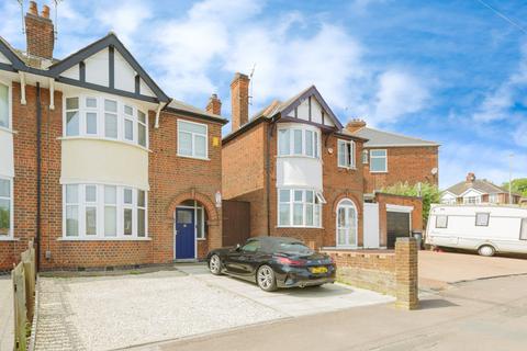 Petworth Drive, Leicester, LE3