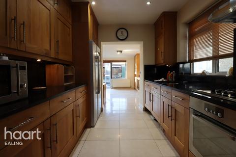 undefined, Rushdene Crescent, NORTHOLT