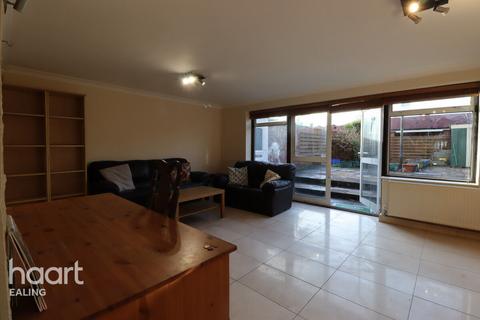 undefined, Rushdene Crescent, NORTHOLT