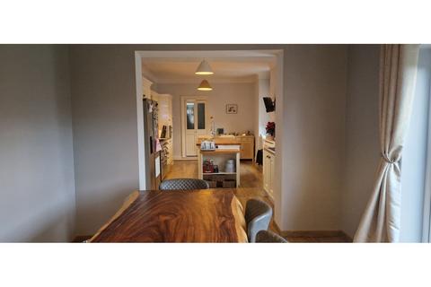 4 bedroom semi-detached house for sale, Salford Road, Southport, PR8